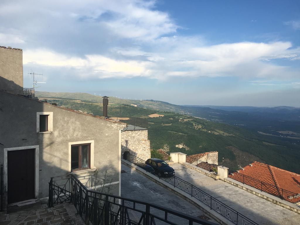 Il Castello Ξενοδοχείο Viggiano Εξωτερικό φωτογραφία